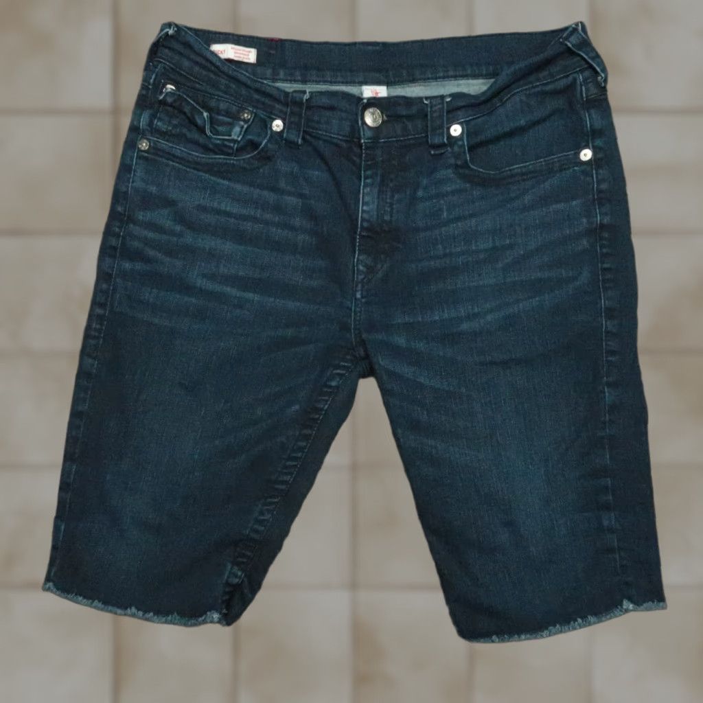 True Religion True Religion Shorts Mens 36 Blue Ricky Relaxed Straight Flaps Cut Off Dark Wash Size US 36 / EU 52 - 1 Thumbnail