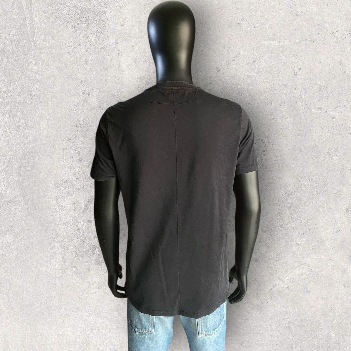 Givenchy Fall17 Shark By Riccardo Tisci Size US S / EU 44-46 / 1 - 5 Thumbnail