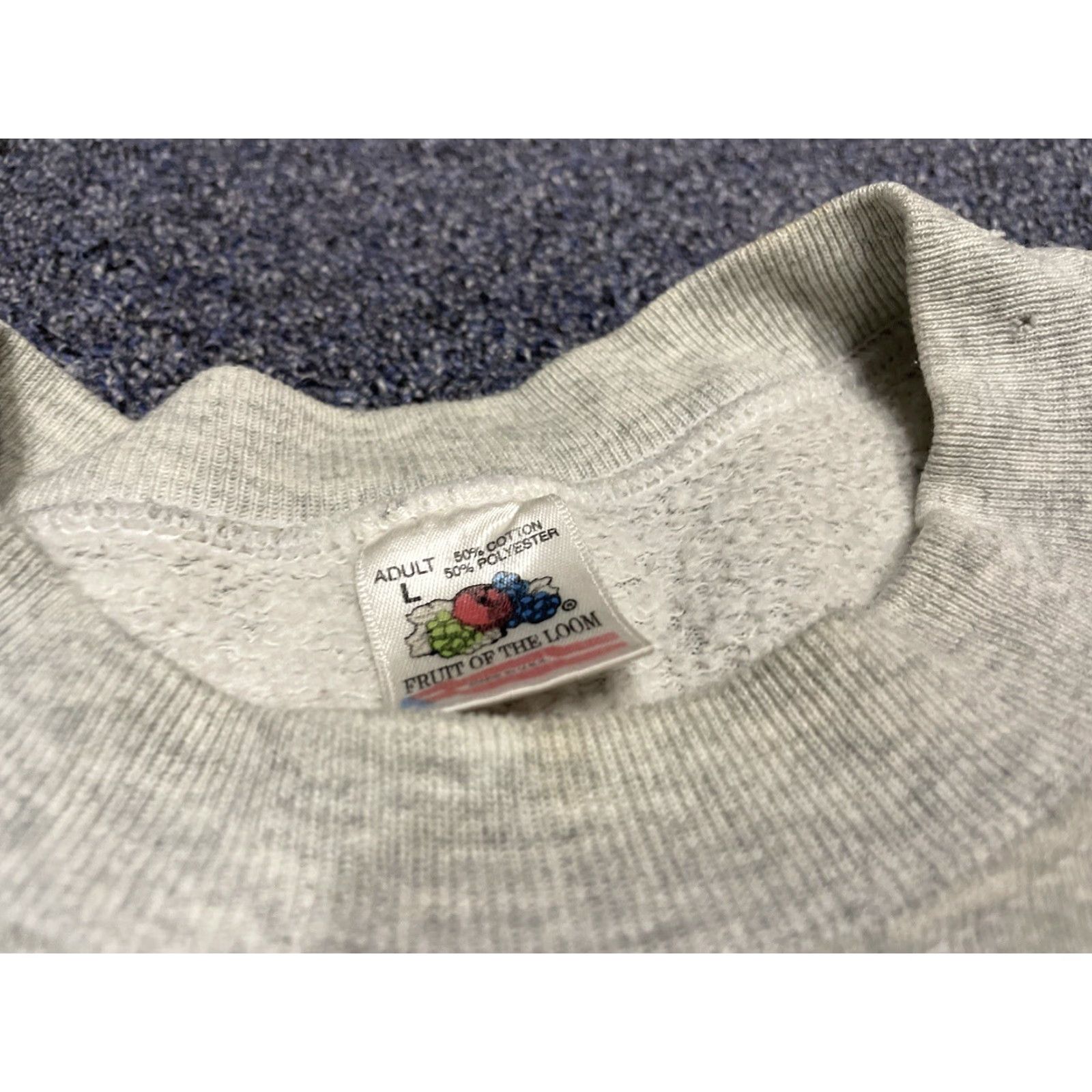 Fruit Of The Loom VINTAGE Triathlon Sweatshirt Large 80s 90s USA Olympic Fruit of the Loom Crew Neck Raglan Logo Graphic Print Pullover Sweatshirt Mens Gray Size US L / EU 52-54 / 3 - 2 Thumbnail