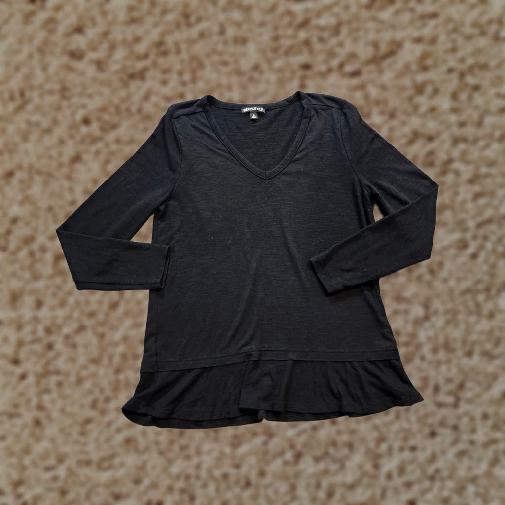 J.Crew J.CREW Blouse Shirt Womens Size S Black Ruffle Neck Basic Knit Stretch Casual Sleeve Long Sleeve Vintage No Size S / US 4 / IT 40 - 1 Thumbnail