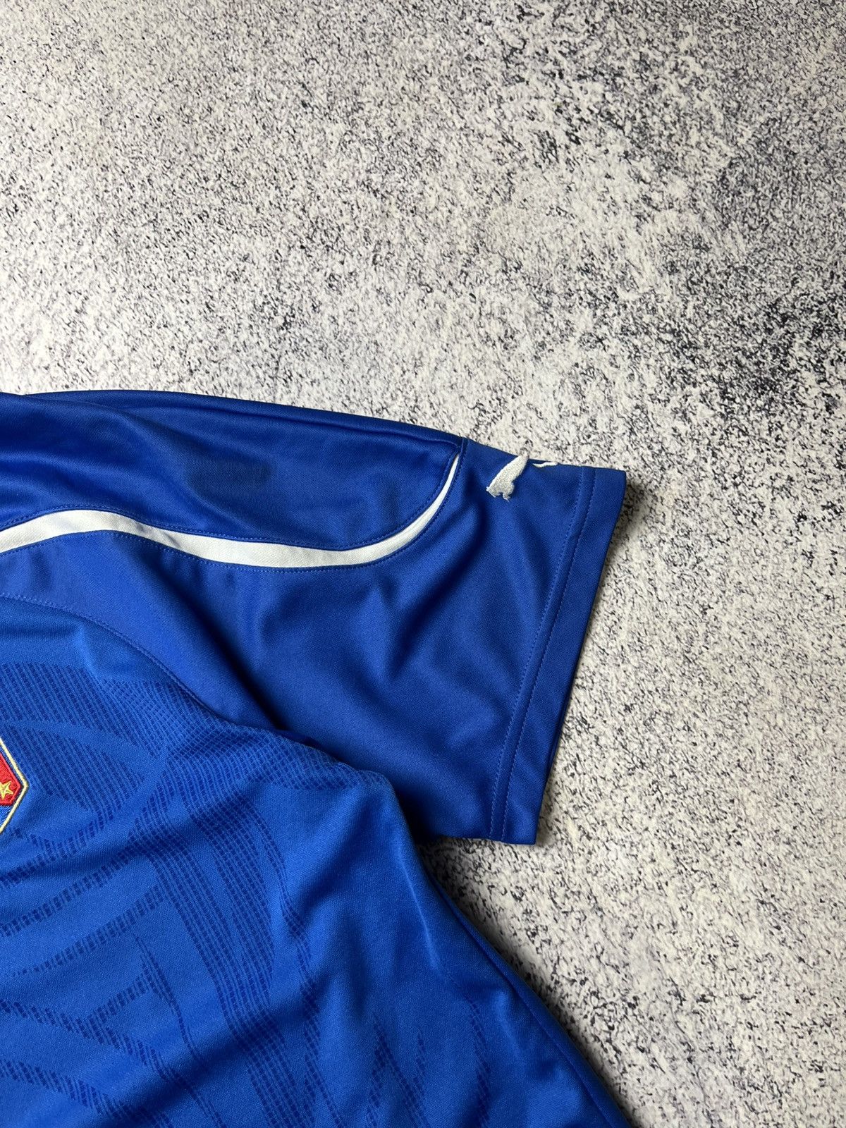 Puma ITALY 2010 2011 HOME FOOTBALL SHIRT SOCCER JERSEY PUMA Size US M / EU 48-50 / 2 - 11 Thumbnail