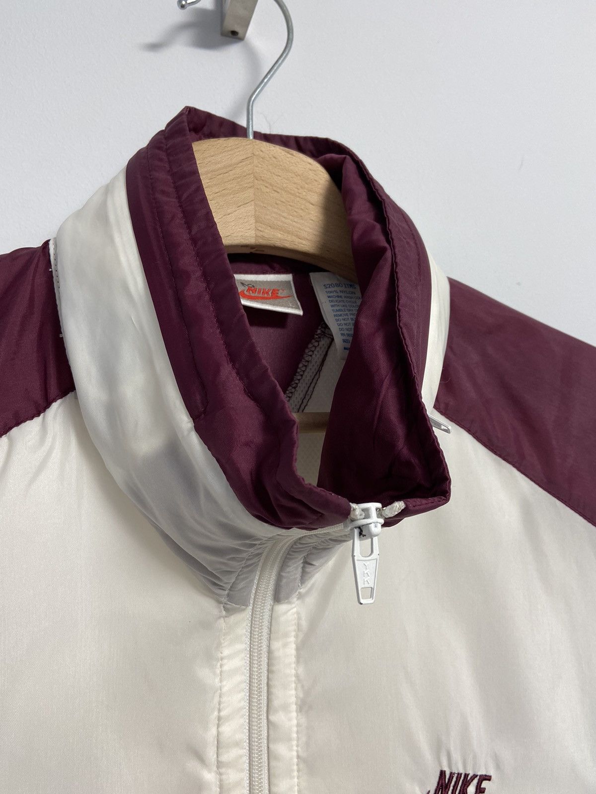 Vintage Nike vintage y2k style nylon jacket 90’s Size US L / EU 52-54 / 3 - 5 Thumbnail