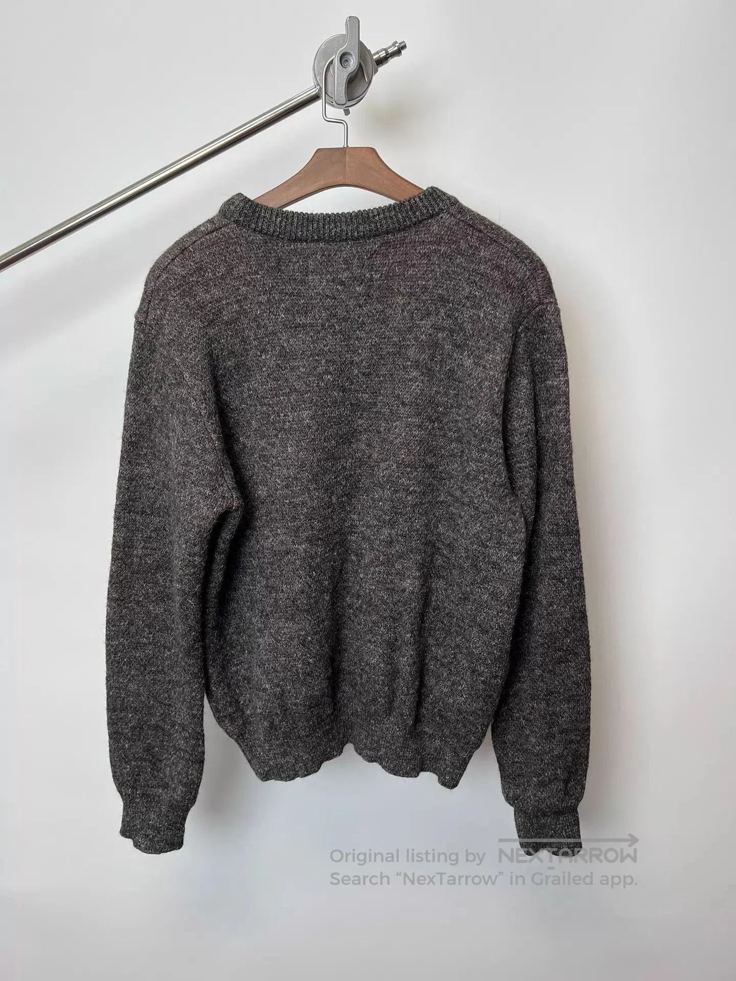Other Brown Floral Pattern Knit Sweater Size S. Size US S / EU 44-46 / 1 - 5 Thumbnail