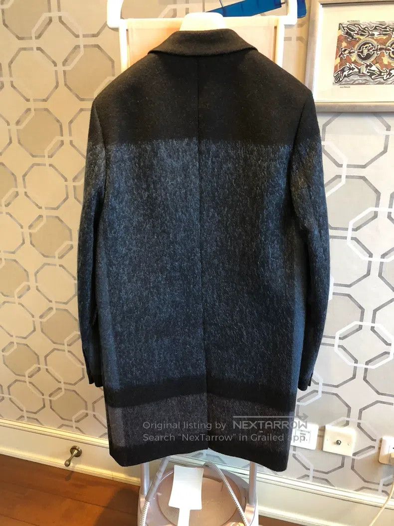 Valentino Valentino Mohair patchwork wool coat Size US S / EU 44-46 / 1 - 7 Thumbnail