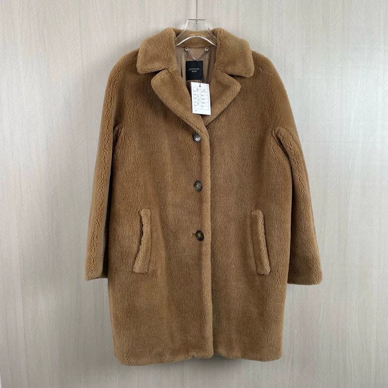 Max Mara Max Mara Short teddy bear coat Size M / US 6-8 / IT 42-44 - 1 Thumbnail