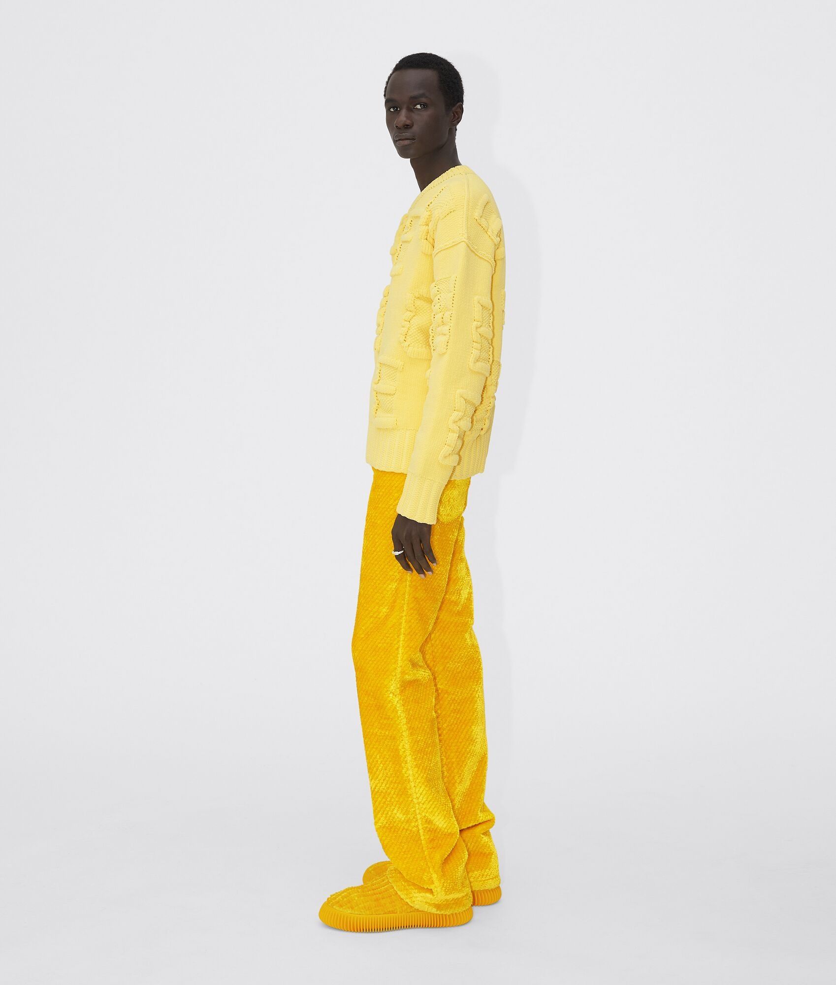 Bottega Veneta o1w1db10325 Pant in Yellow Size US 32 / EU 48 - 2 Thumbnail