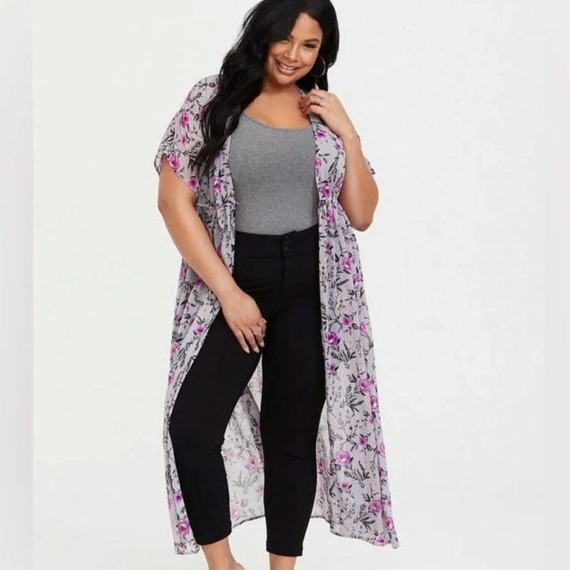 Torrid Torrid Kimono Grey Floral Lurex Duster Swim Cover Up 1/2 Size XXL / US 16-18 / IT 52-54 - 1 Thumbnail
