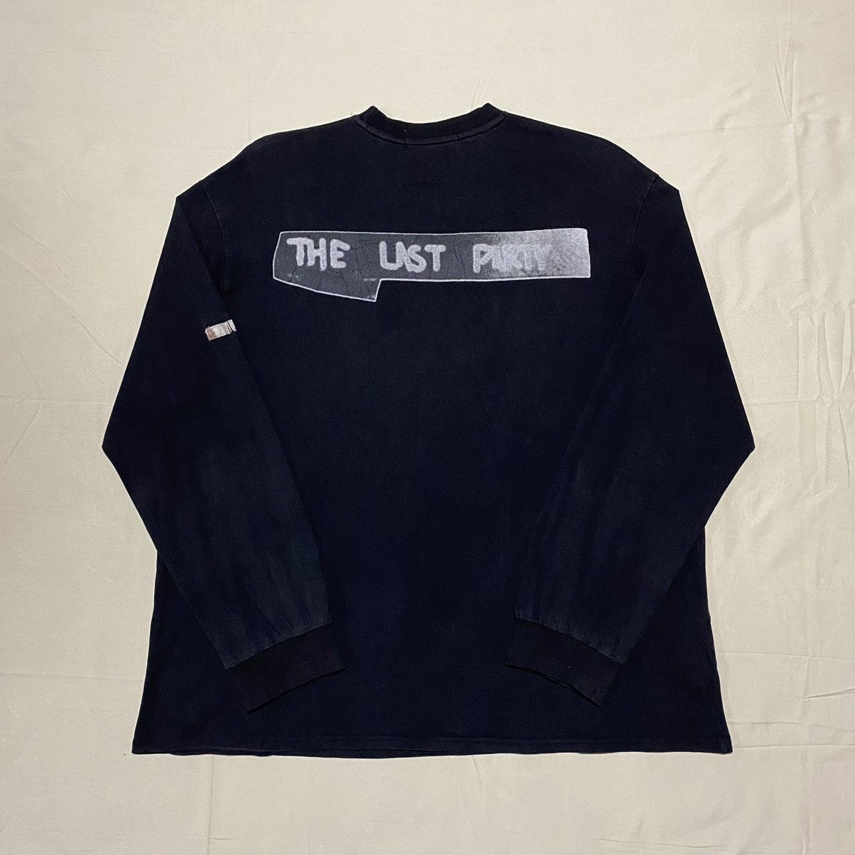 Japanese Brand Name Funy Guerrilla The Last Party Print Longsleeve Tshirt Size US XL / EU 56 / 4 - 2 Thumbnail