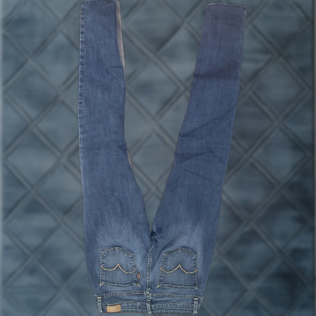 Levi's VINTAGE Levi's Leggings Women 27X28 Blue 90s Designer Logo Slim Denim Slimming 100% Cotton High Rise Legging Jeans Womens Size 27" / US 4 / IT 40 - 1 Thumbnail