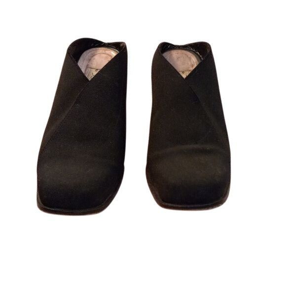 Donald Pliner Donald J Pliner Size 8.5M Women's Black Square-Toe Slip-On S Size US 8.5 / IT 38.5 - 7 Thumbnail
