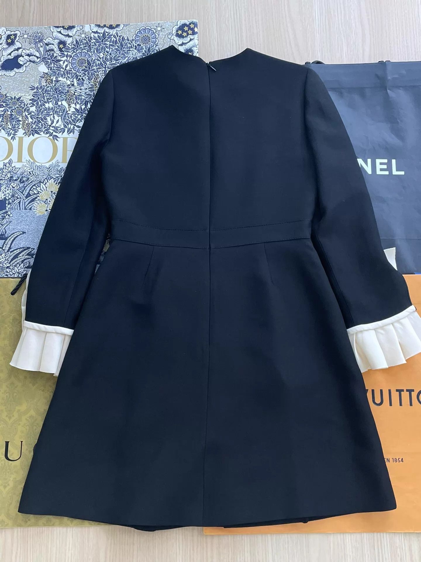Valentino Valentino Black & White Colorblocked Dress 42 Women's Size M / US 6-8 / IT 42-44 - 3 Thumbnail