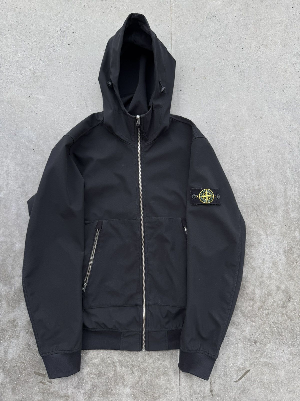 Japanese Brand × Stone Island Stone Island Light Soft Shell-R Jacket Size US L / EU 52-54 / 3 - 1 Thumbnail