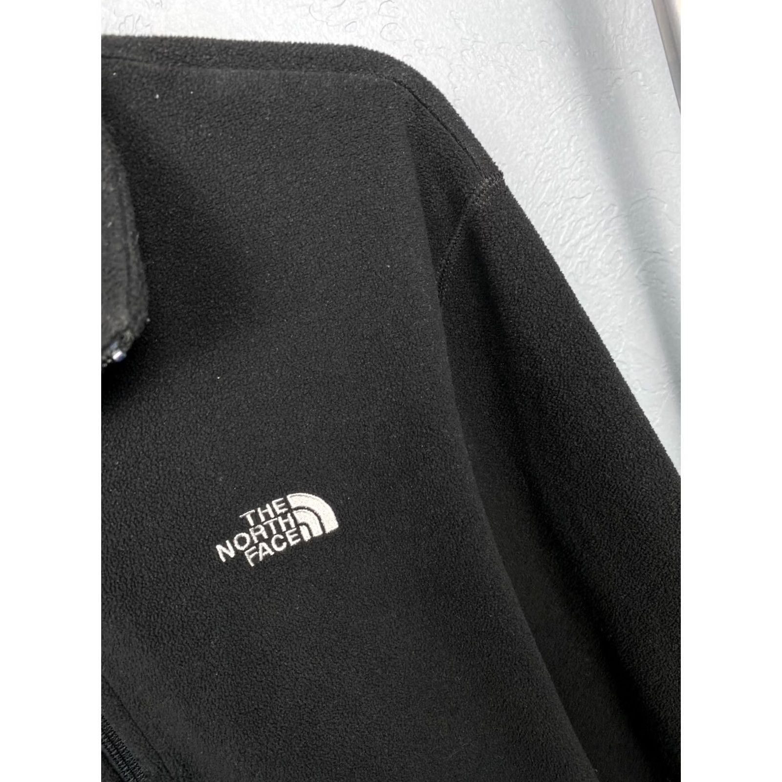 The North Face VINTAGE The North Face Mens Jacket 1/4 Zip Fleece Size L Black Size US L / EU 52-54 / 3 - 3 Thumbnail