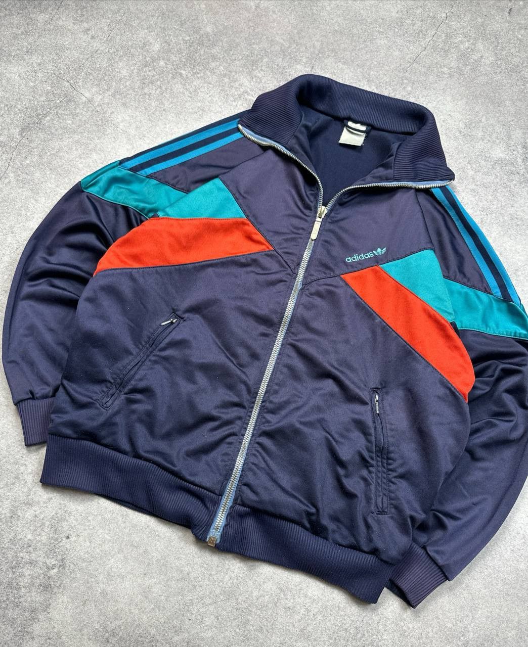 Adidas Vintage Adidas Track Jacket, Size M – Classic 90s Sportswear Size US M / EU 48-50 / 2 - 3 Thumbnail