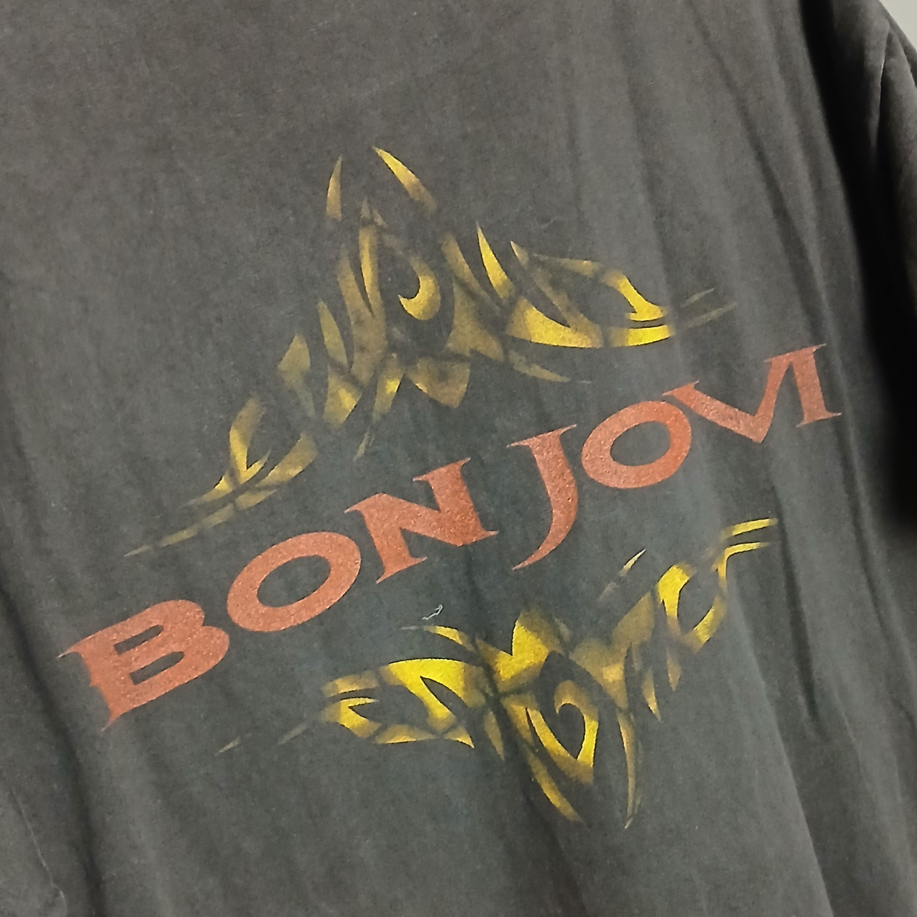Band Tees × Bon Jovi × Vintage Vintage Bon Jovi Single Stitch T-Shirt Size US L / EU 52-54 / 3 - 4 Thumbnail
