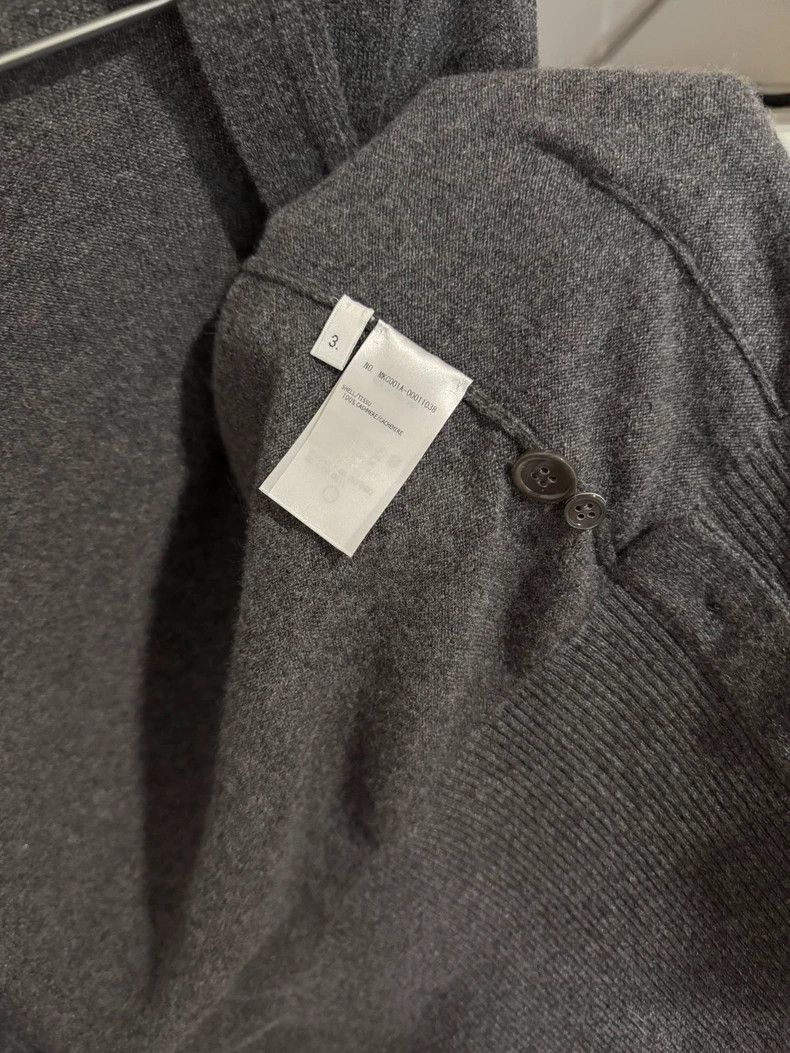 Thom Browne Thom Browne Dark grey cashmere V-neck knit cardigan Size US L / EU 52-54 / 3 - 9 Thumbnail
