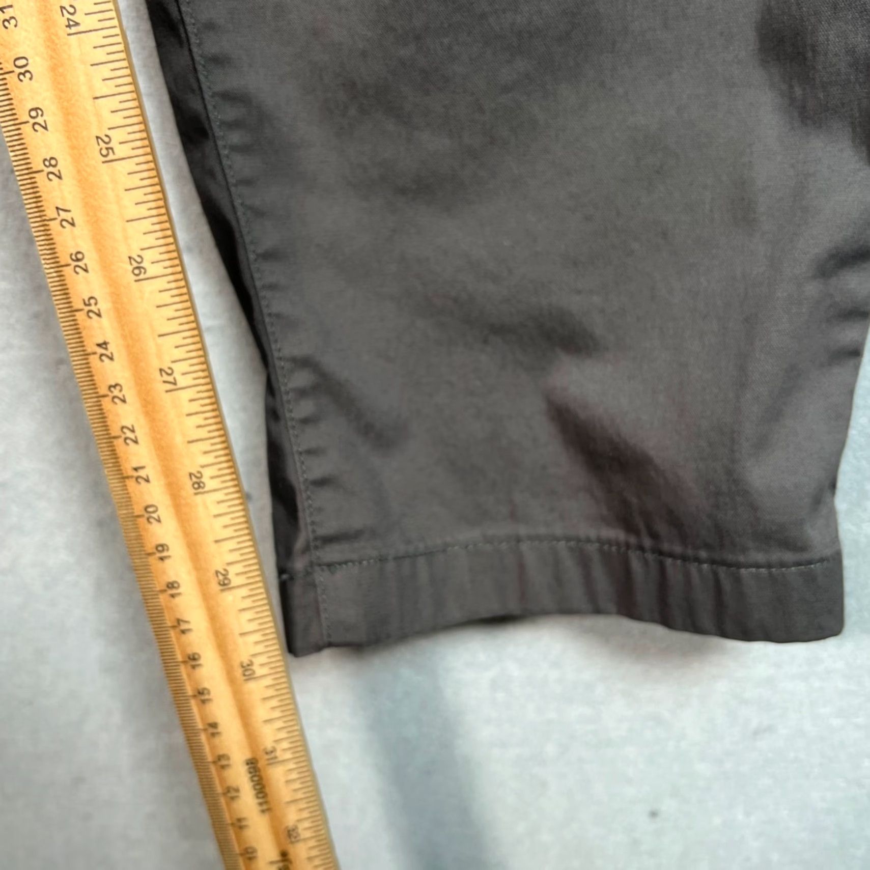 Vintage VINTAGE Birddogs Mens 36 x 32 Gray Slim-Fit Stretch Pants Cotton/Nylon Blend Chino Pants Mens 36 Gray Flat Front Tapered 30in Inseam Boys? Size US 36 / EU 52 - 6 Thumbnail