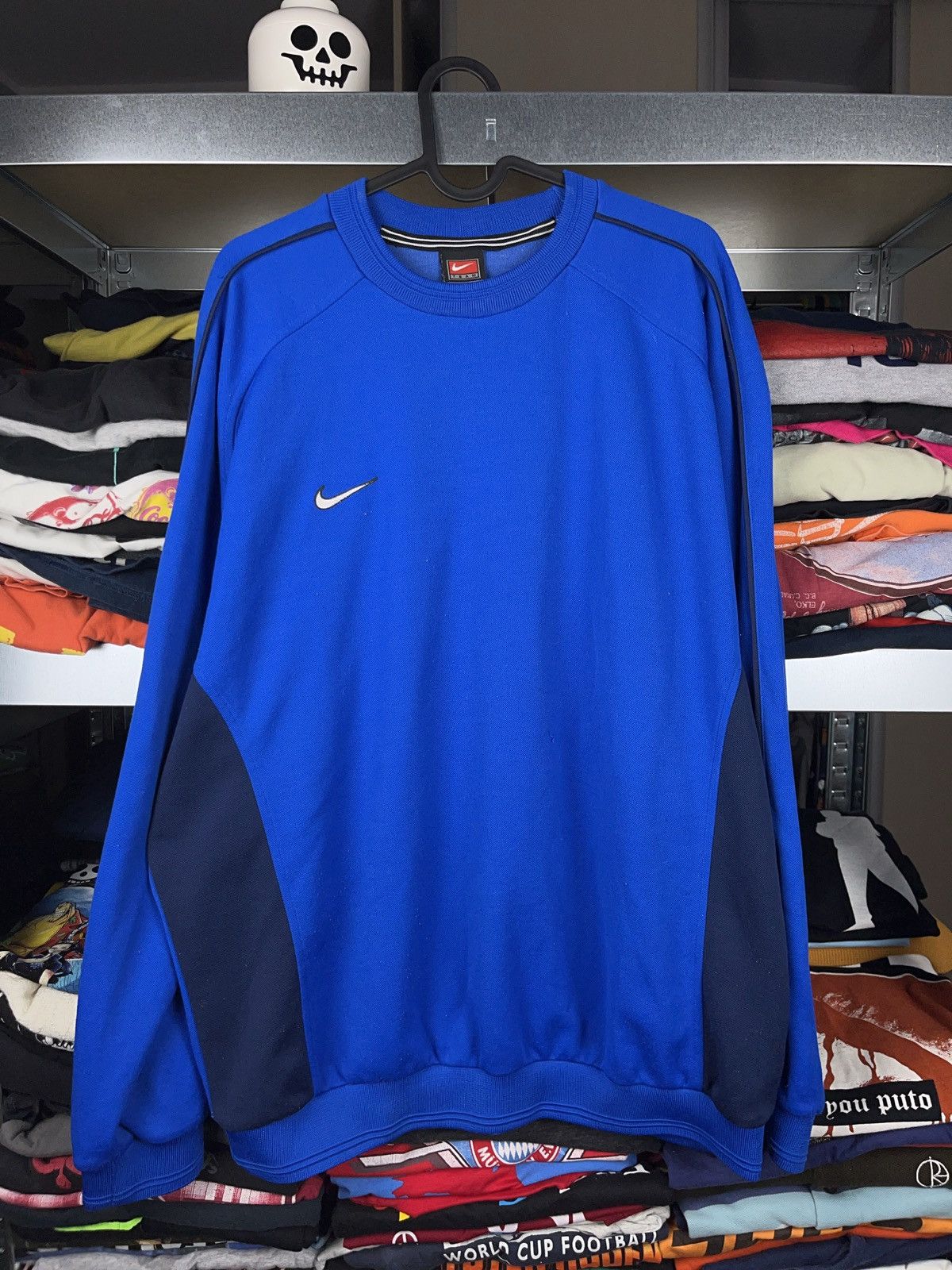 Nike × Vintage Vintage Nike team 1990s royal blue small swoosh sweatshirt Size US L / EU 52-54 / 3 - 1 Thumbnail