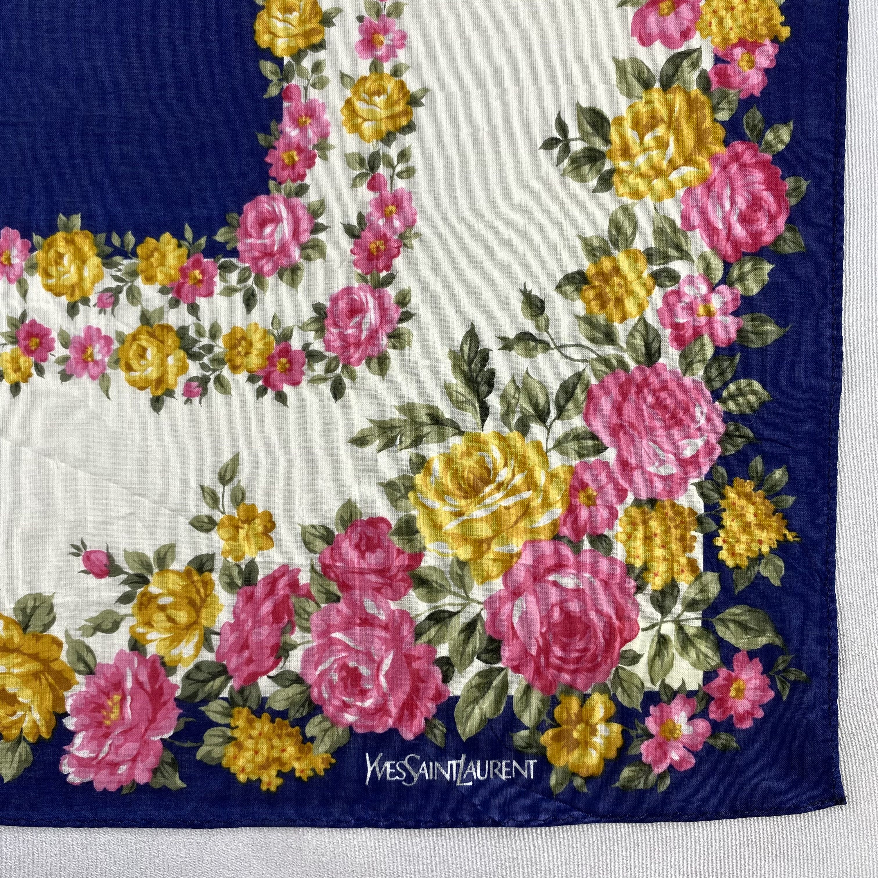 Vintage Yves Saint Laurent Handkerchief / Neckerchief-P1373 Size ONE SIZE - 3 Thumbnail