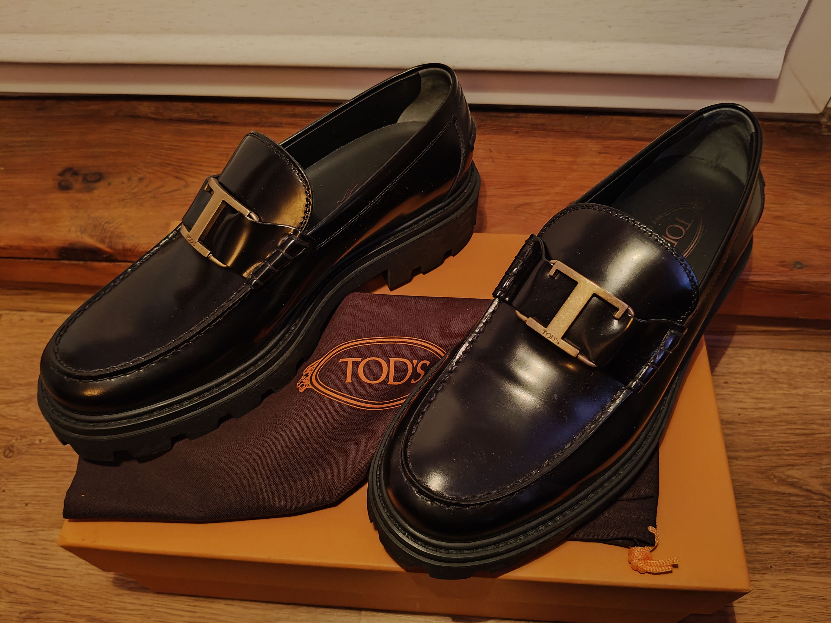 Tod's Tod's leather loafers on platform Embellished glossed-leathe Size US 9.5 / EU 42-43 - 1 Thumbnail