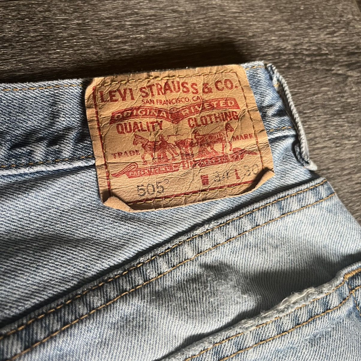 Levi's Vintage Levi’s 505 Light Blue Regular Fit Denim Jeans 34x30 Size US 34 / EU 50 - 5 Thumbnail