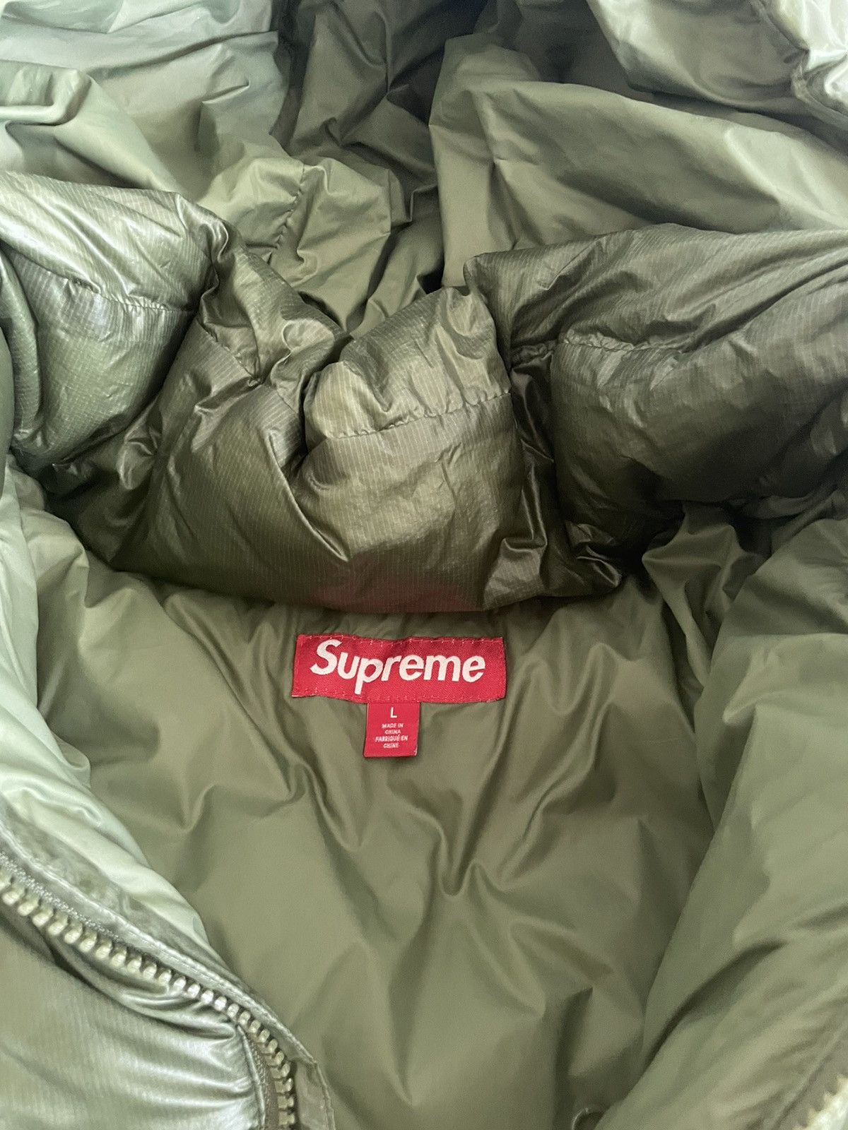 Supreme Supreme featherweight peretex AW23 Size US L / EU 52-54 / 3 - 2 Thumbnail