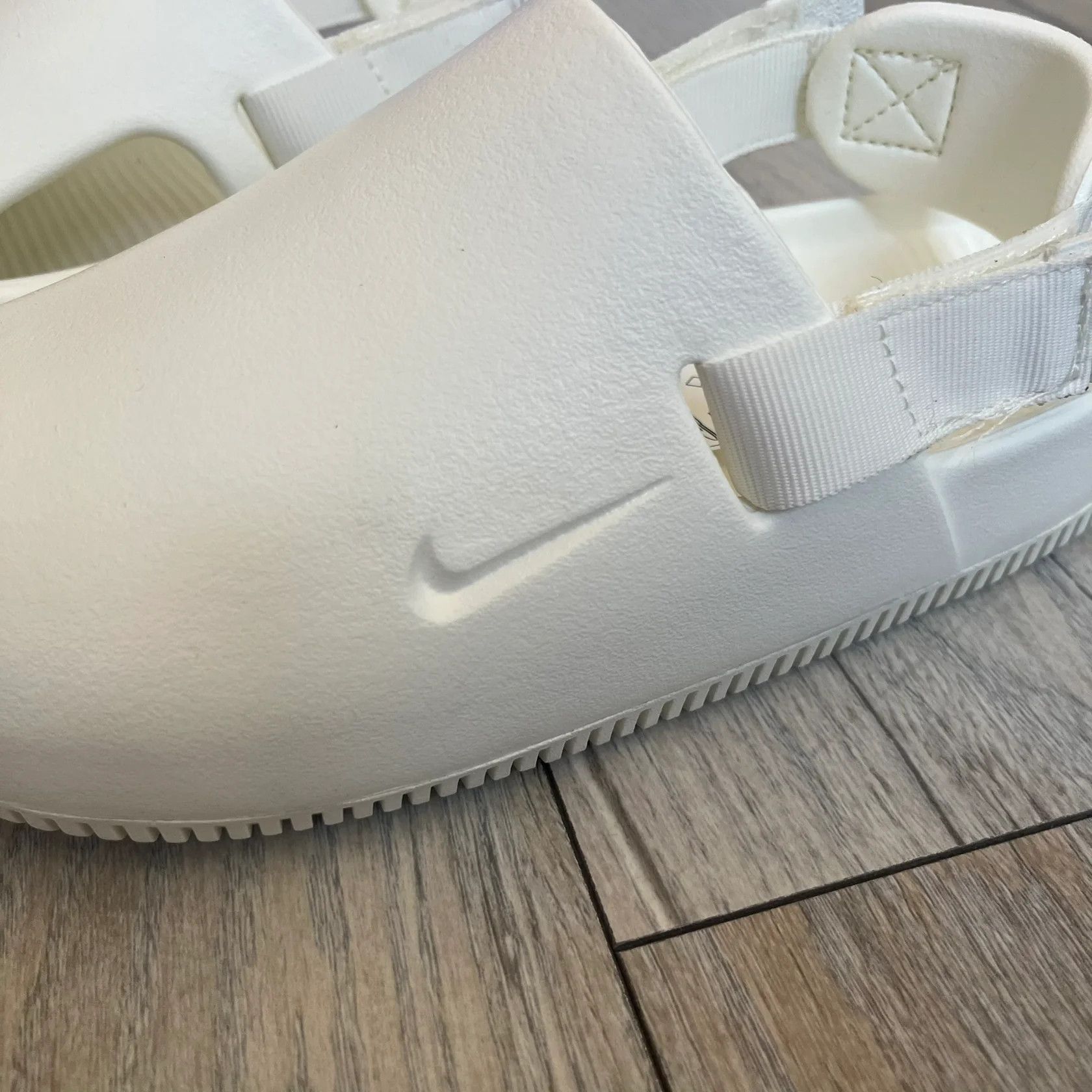 Nike Nike Calm Mule Wmns White Sandals Size US 5 / IT 35 - 4 Thumbnail