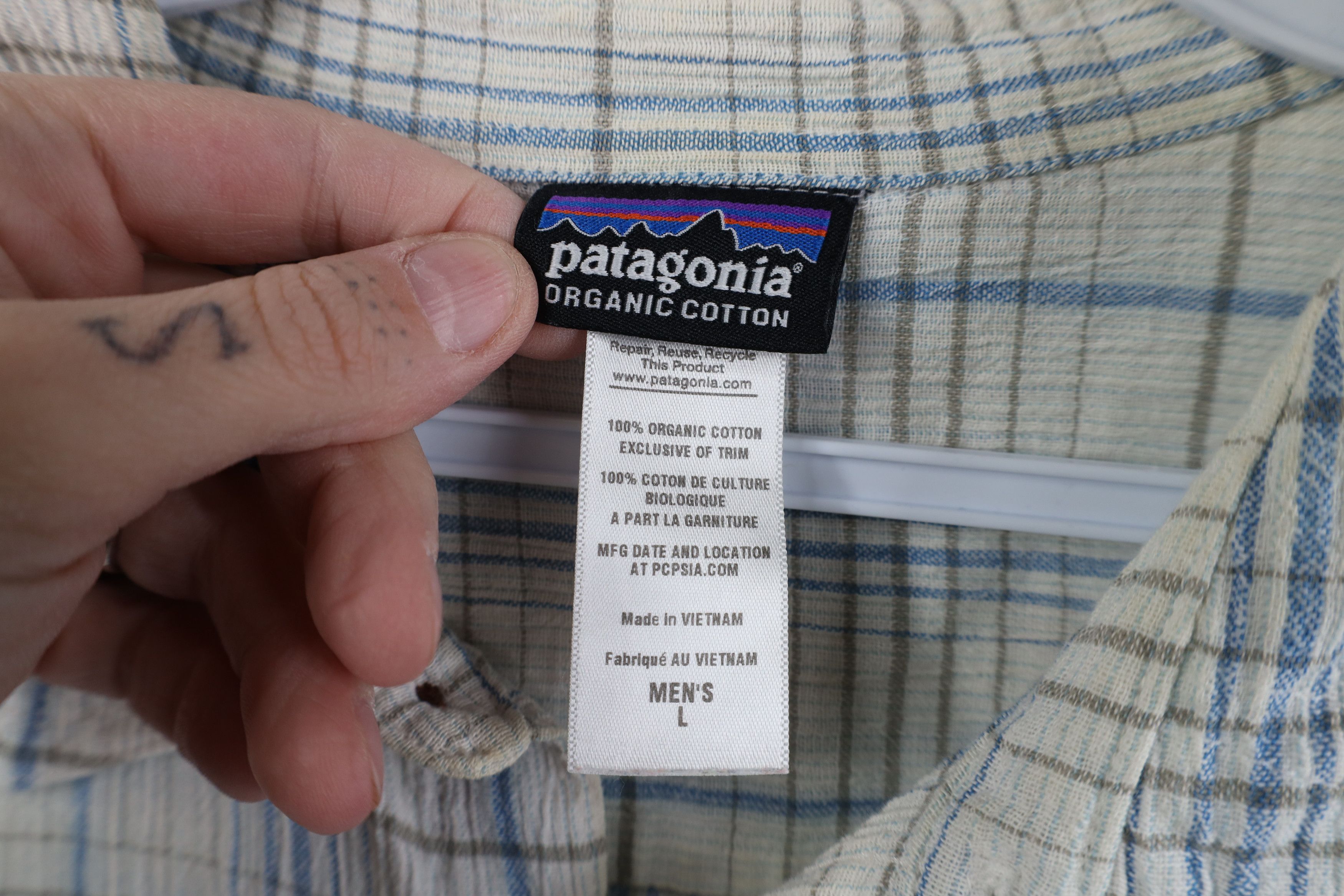 Patagonia Vintage Patagonia Lightweight Organic Cotton Button Shirt Size US L / EU 52-54 / 3 - 10 Thumbnail