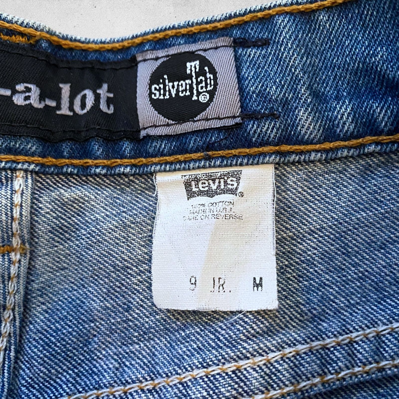 Levi's × Vintage Vintage Levi's Silvertab Flare Bell Bottom Jeans 90s Size 27" / US 4 / IT 40 - 5 Thumbnail