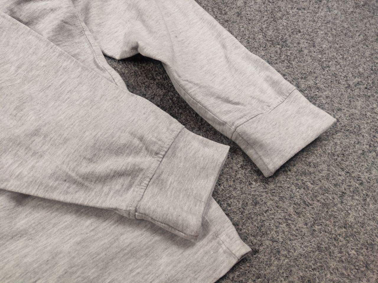 Ben Davis Vintage Ben Davis Design Oversized Logo Gray Long Sleeve Size US L / EU 52-54 / 3 - 9 Thumbnail