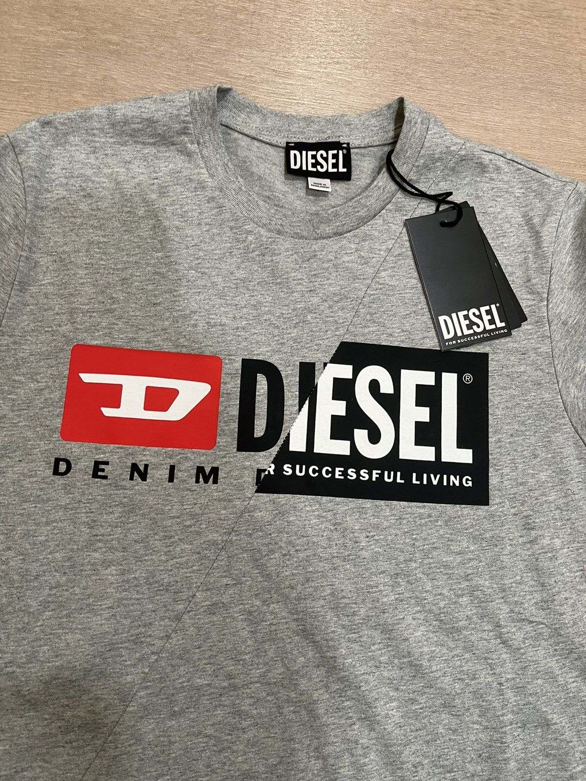 Diesel Brand New Diesel Shirt Small Size US S / EU 44-46 / 1 - 1 Thumbnail