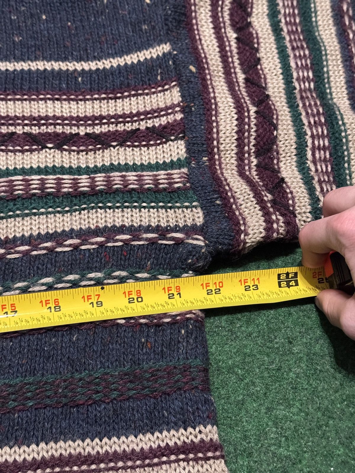 Vintage Vintage Textured 3D Knit Wool Coogi Style 90s Small Sweater Size US S / EU 44-46 / 1 - 4 Thumbnail