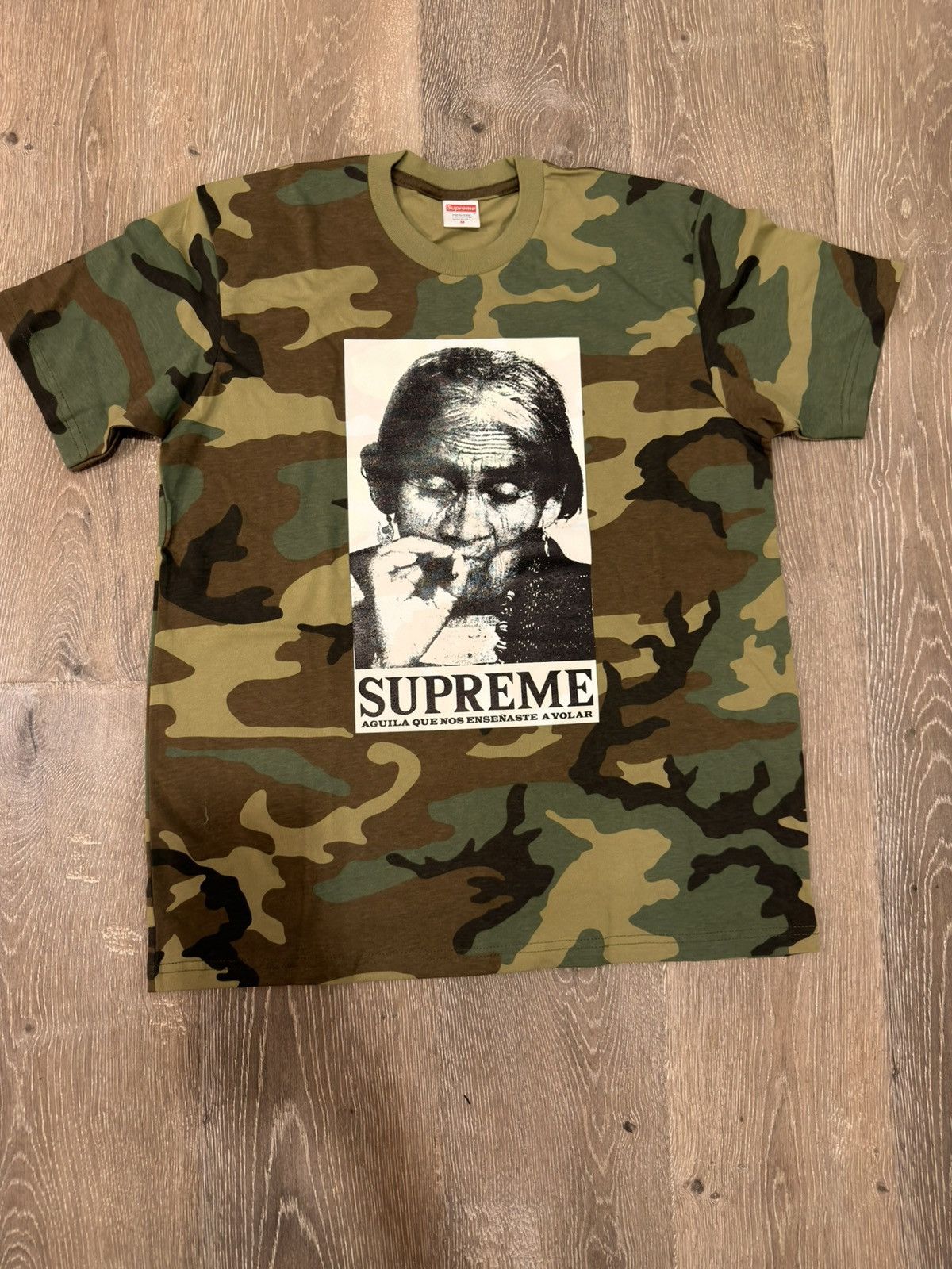 Supreme SUPREME AGUILA TEE MEDIUM Size US M / EU 48-50 / 2 - 1 Thumbnail