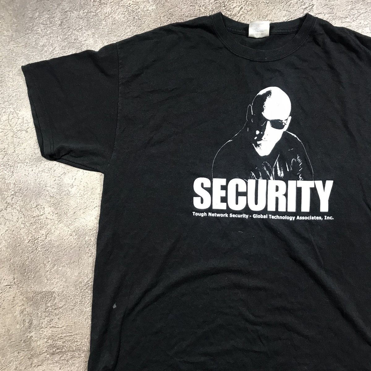 Vintage Vintage 90s Security Graphic Tee Y2K Streetwear Relaxed XL Size US XL / EU 56 / 4 - 2 Thumbnail