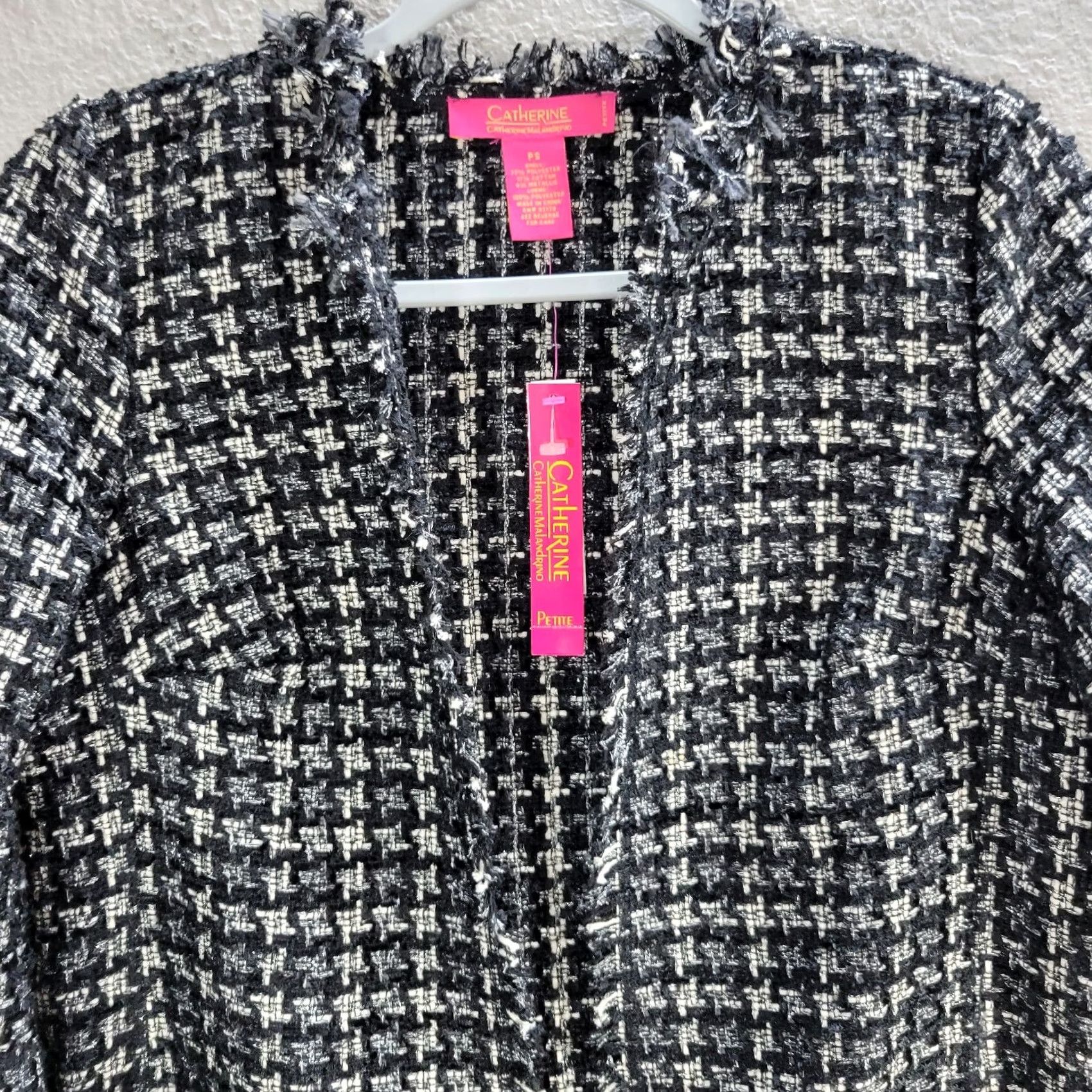 Vintage Catherine Malandrino Black Tweed Open Front Blazer Jacket Fringe PS NWT Womens Tweed jacket Open Front Fringe, Petite Size PS, Black, NWT Size S / US 4 / IT 40 - 4 Thumbnail