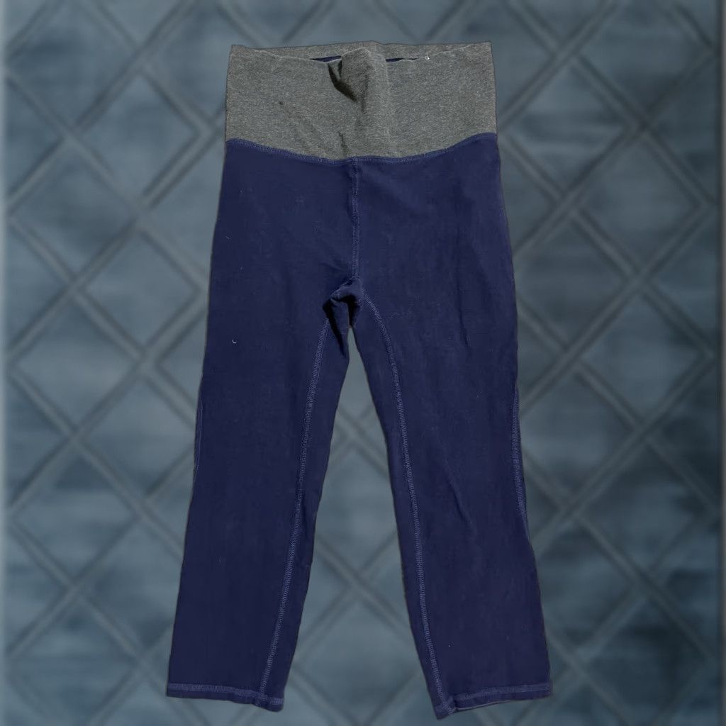 Gap VINTAGE GapFit Navy Blue Solid Capri Leggings Pants Women's Size Small Size 28" / US 6 / IT 42 - 1 Thumbnail
