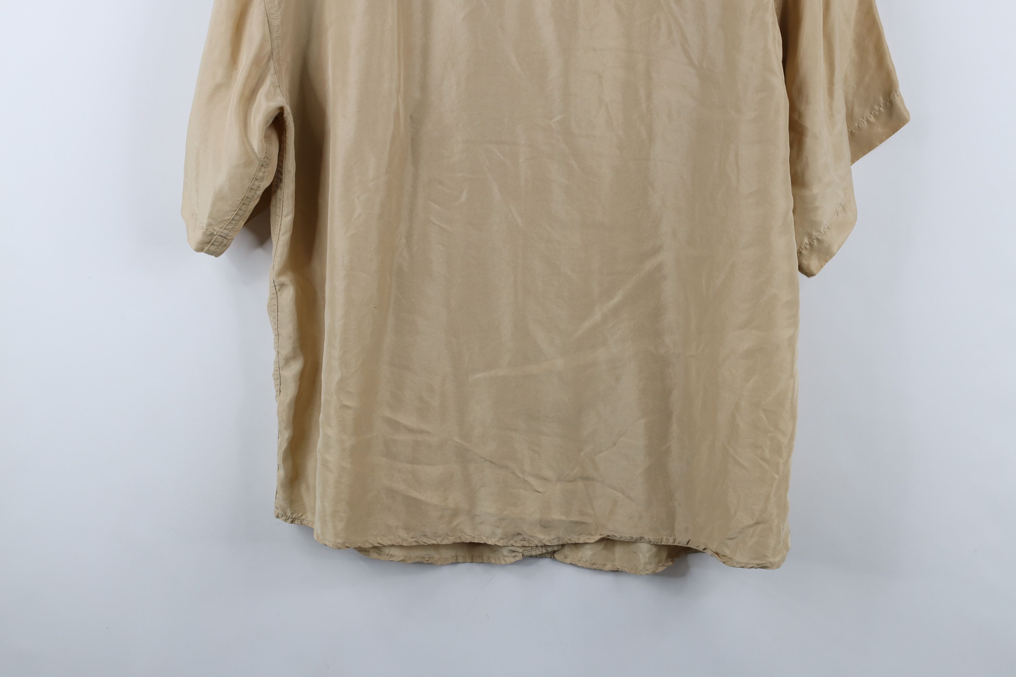 Vintage Vintage 90s Streetwear Silk Short Sleeve Button Shirt Gold Size US L / EU 52-54 / 3 - 12 Thumbnail
