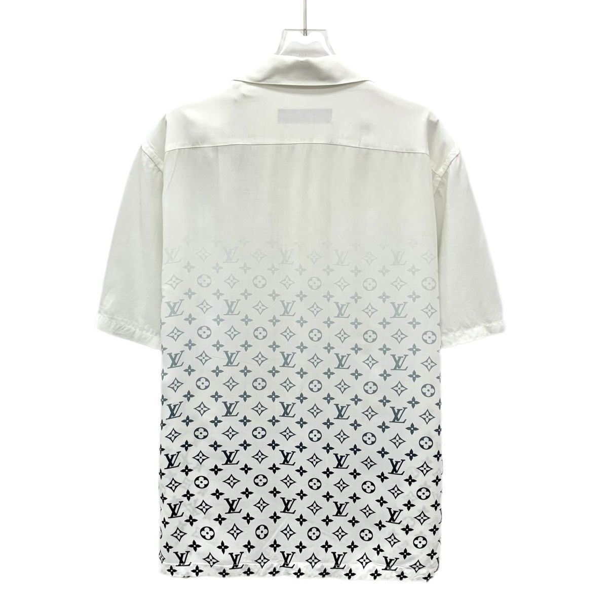 Louis Vuitton Louis Vuitton Monogram Gradient Short Sleeve Shirt K26WX Size US L / EU 52-54 / 3 - 2 Thumbnail