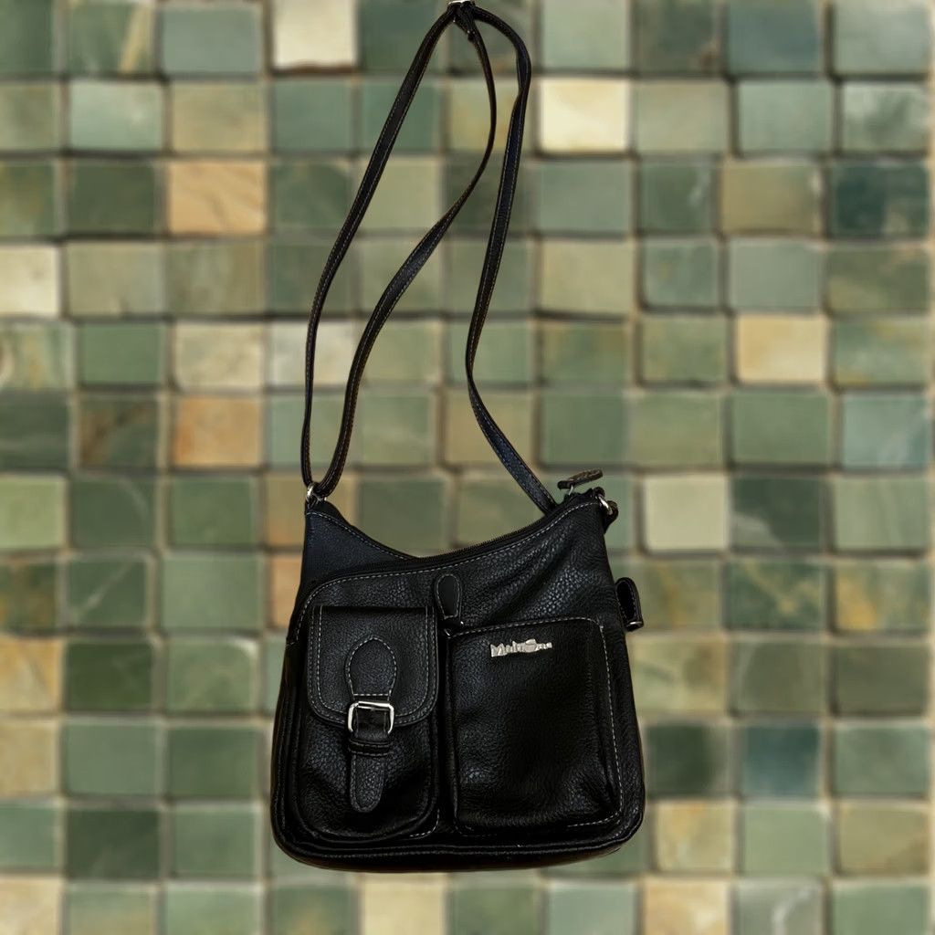 Vintage VINTAGE MultiSac Crossbody Purse Black Faux Leather Medium Adjustable Travel Roomy Women XS? Size ONE SIZE - 1 Thumbnail