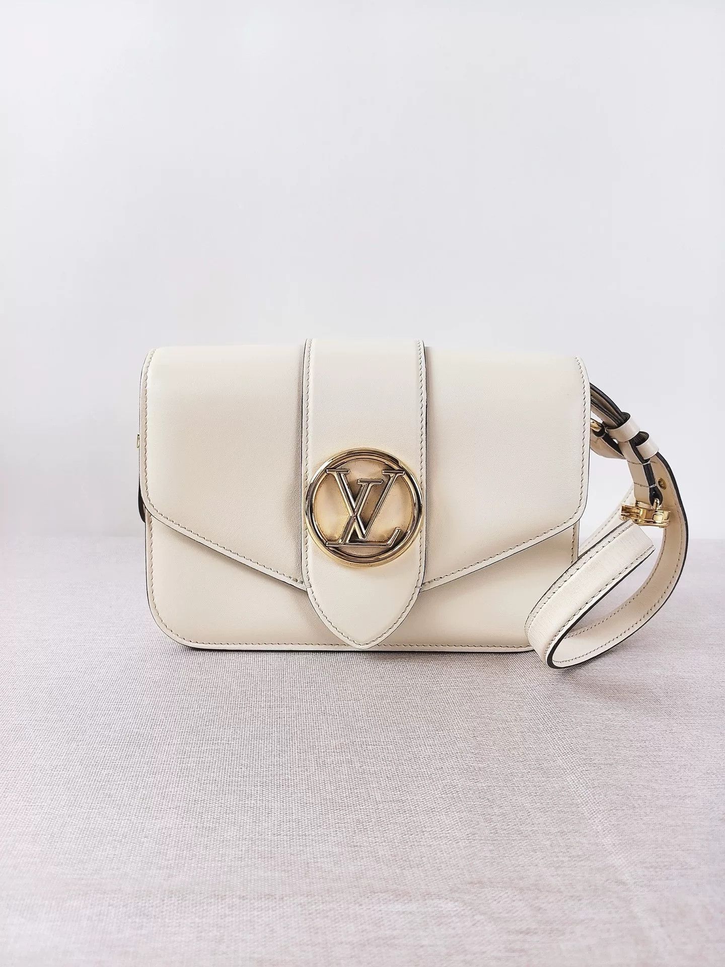 Louis Vuitton Pre-loved Bag Very good condition Size ONE SIZE - 1 Thumbnail