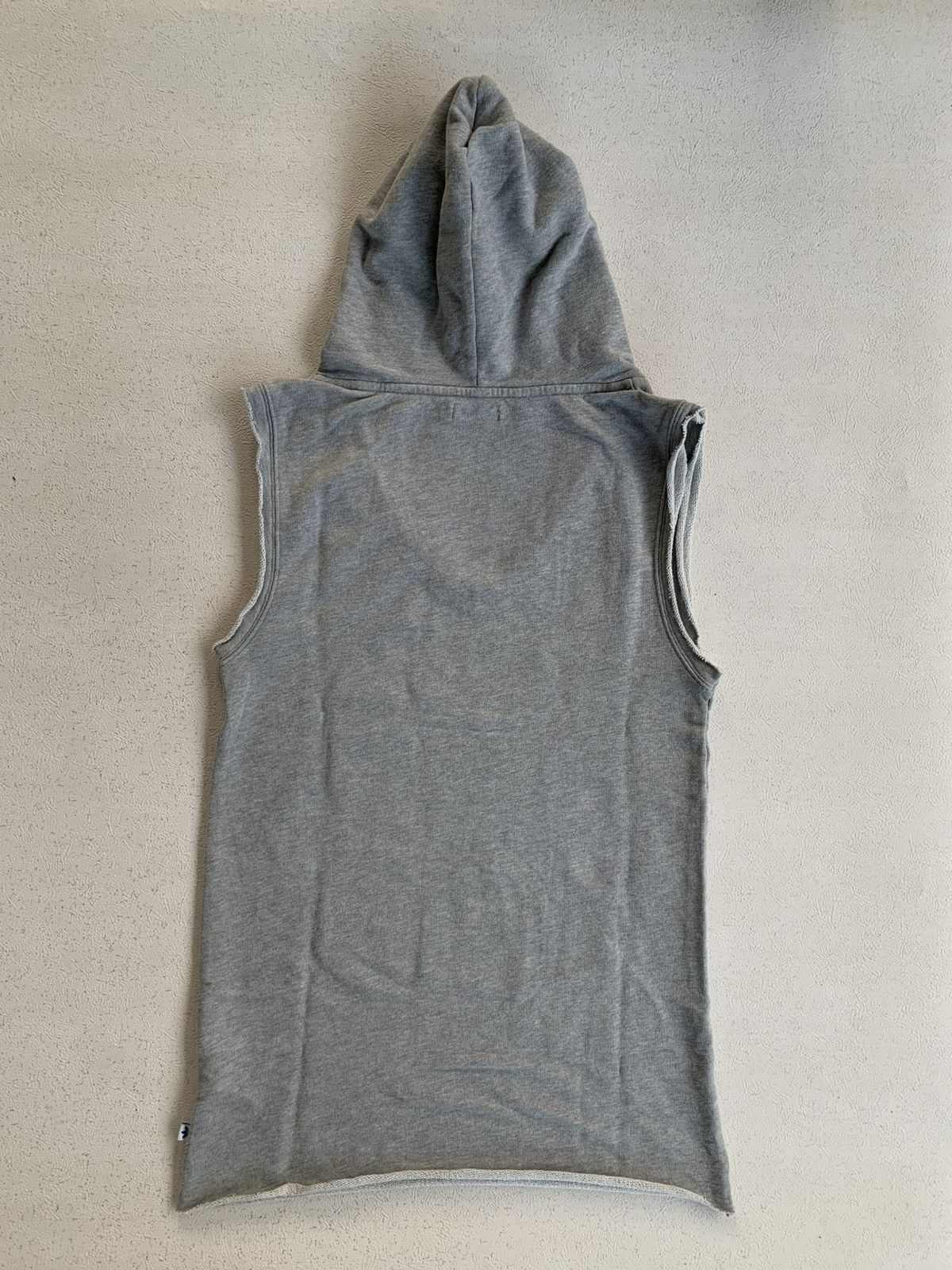Adidas SLEEVLES VINTAGE ADIDDAS DISTRESSED HOODIE Size US M / EU 48-50 / 2 - 17 Thumbnail
