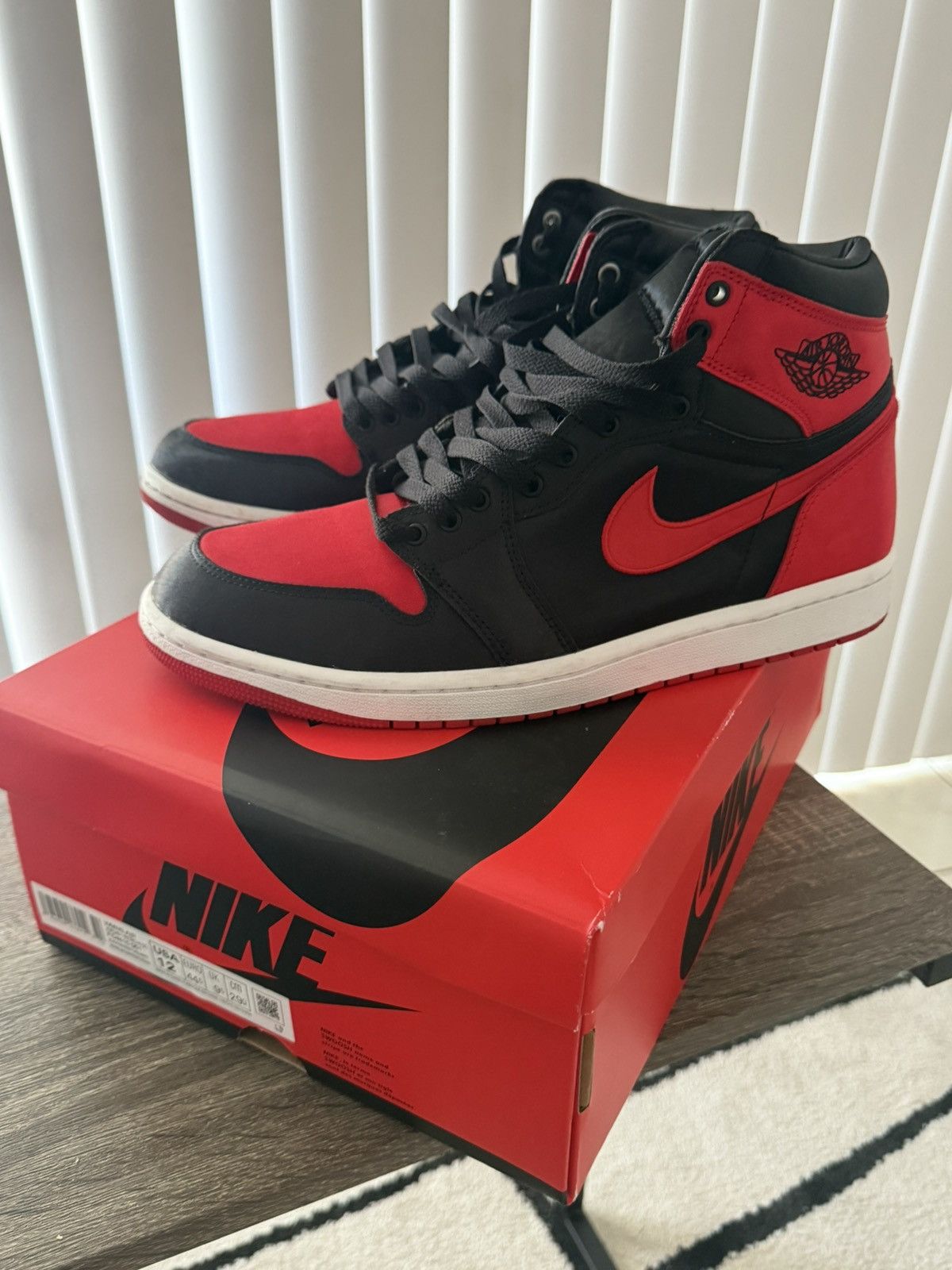 Jordan Brand Satin Bred Jordan 1 Size US 12 / EU 45 - 2 Thumbnail