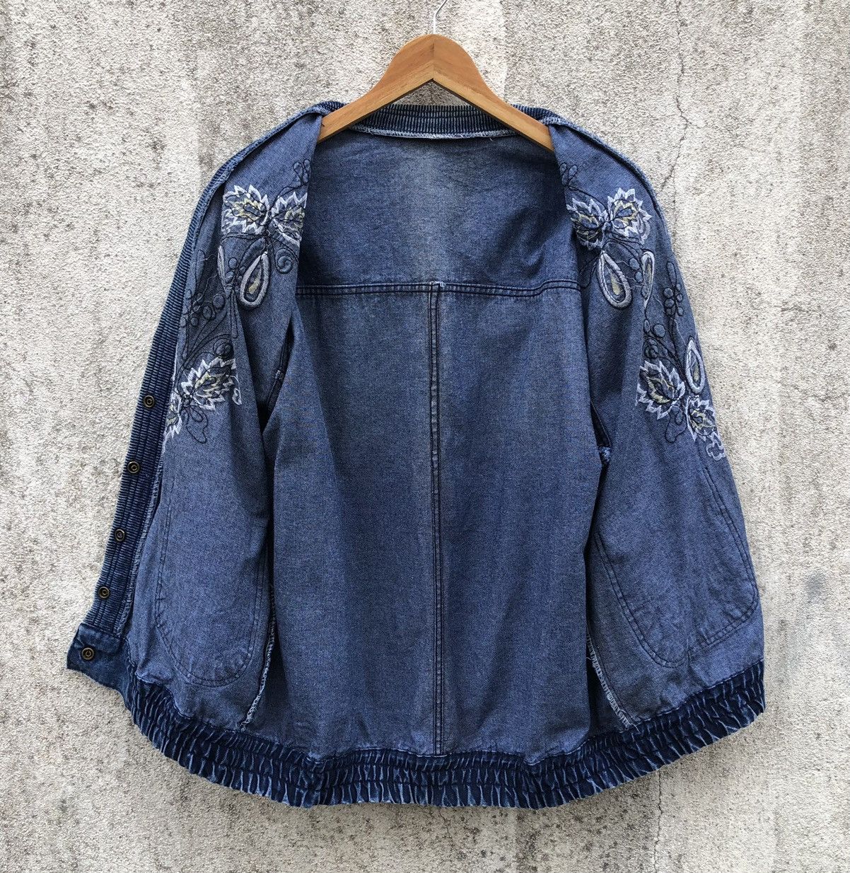 Vintage Vintage Japan Brand Bora Jean Embroidery Denim Jacket Size US M / EU 48-50 / 2 - 9 Thumbnail