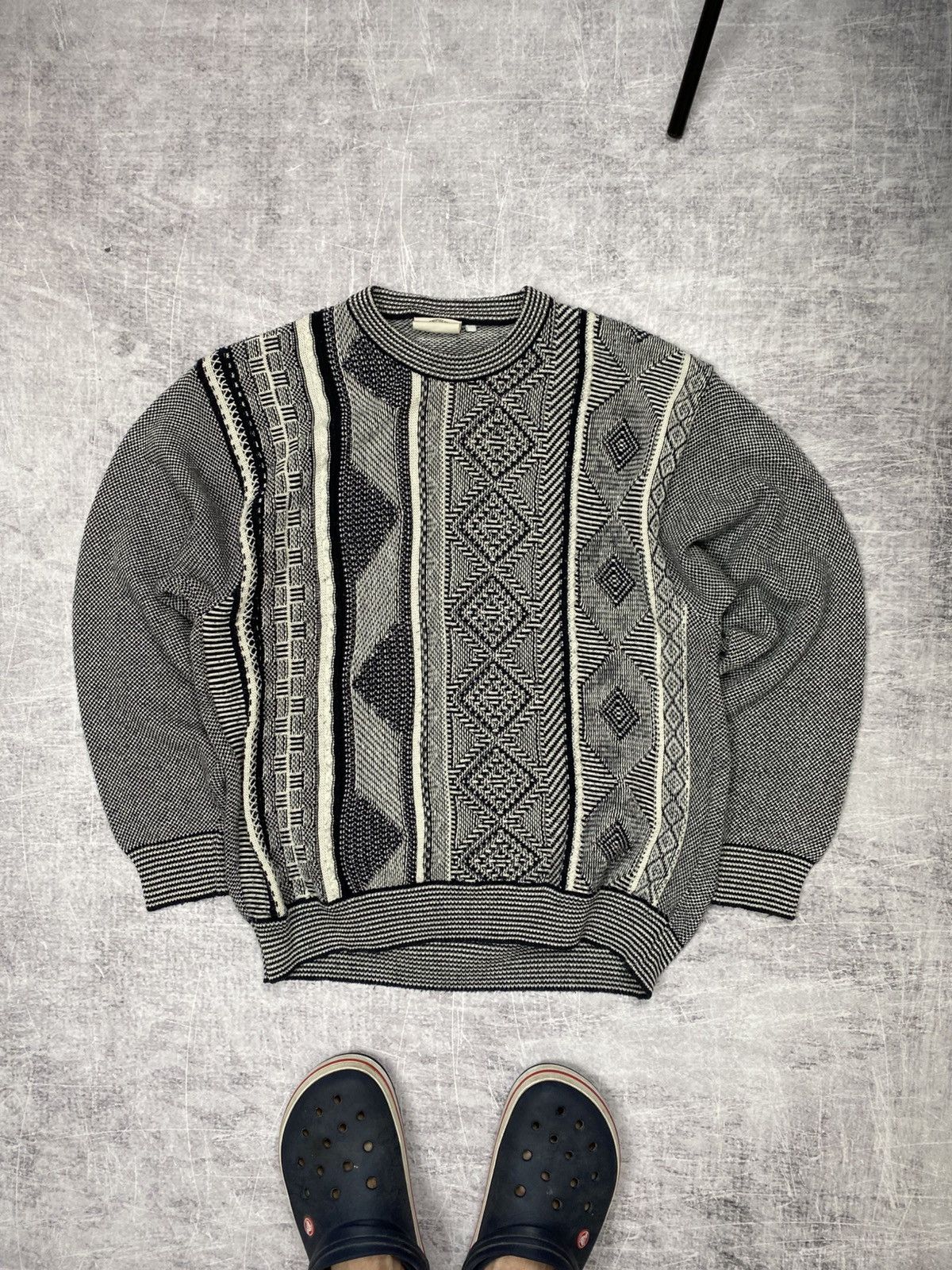 Coogi Vintage Gardeur black-white knitted sweater Size US L / EU 52-54 / 3 - 1 Thumbnail