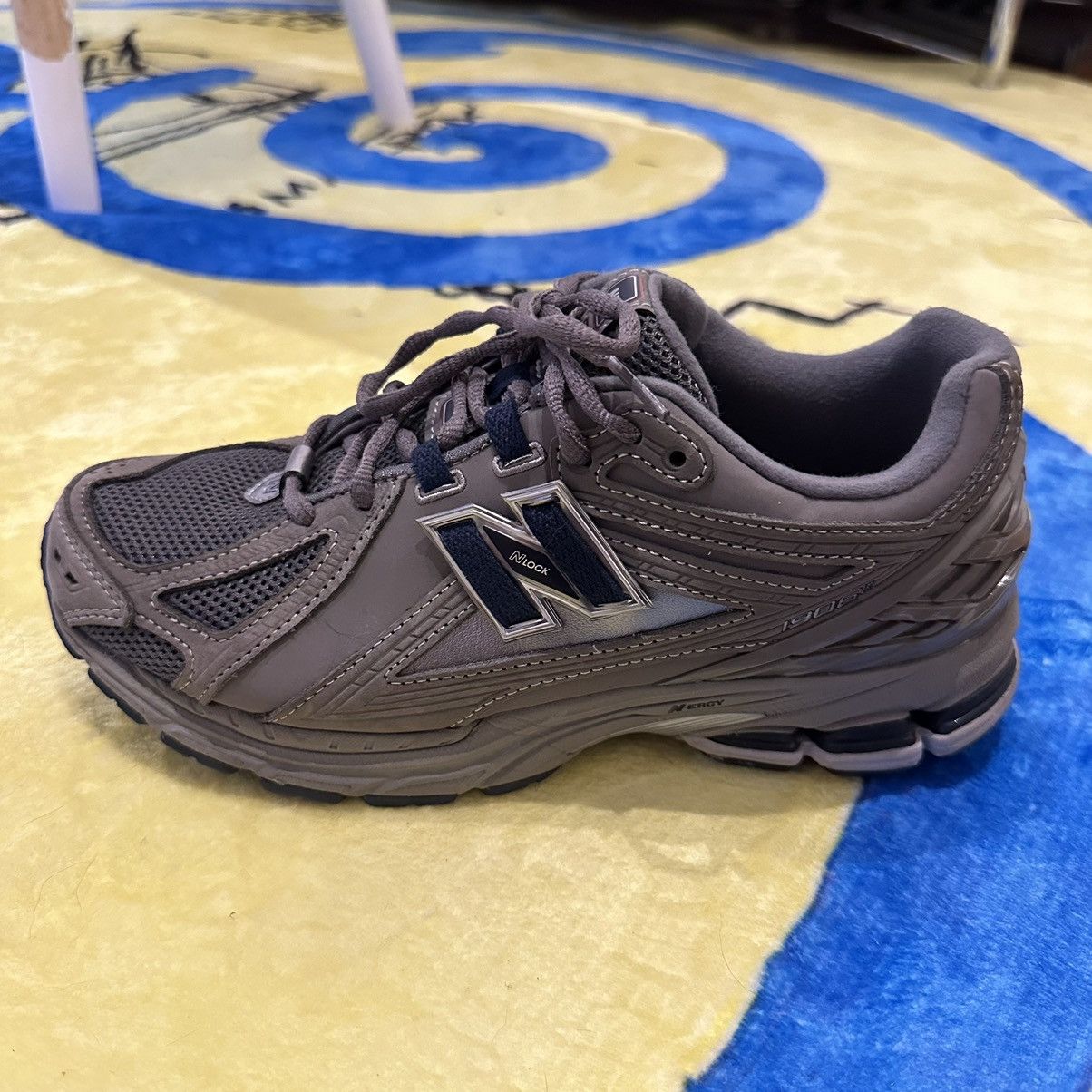New Balance New Balance 1906r Grey Navy Size US 8 / EU 41 - 2 Thumbnail