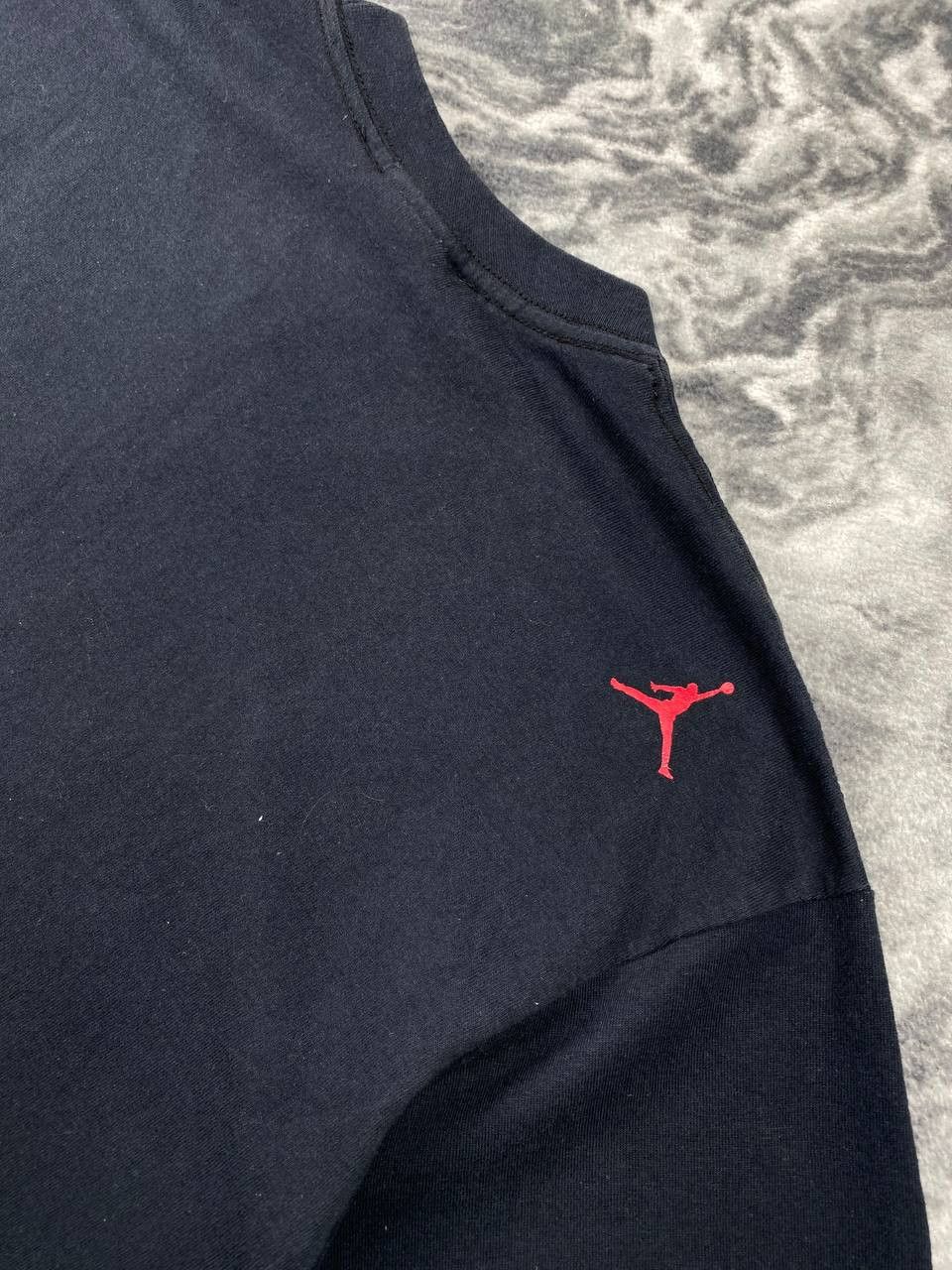 Nike Vintage Nike Air Jordan 00s Big Logo Men Size M Black Size US M / EU 48-50 / 2 - 14 Thumbnail