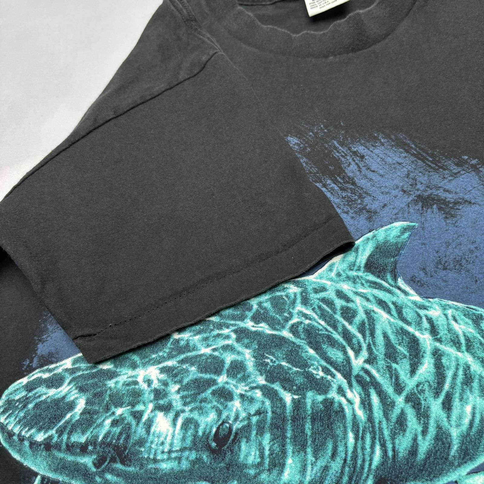 Anvil Vintage 90s Sea World Tiger Shark Single Stitch Shirt Large Size US L / EU 52-54 / 3 - 9 Thumbnail