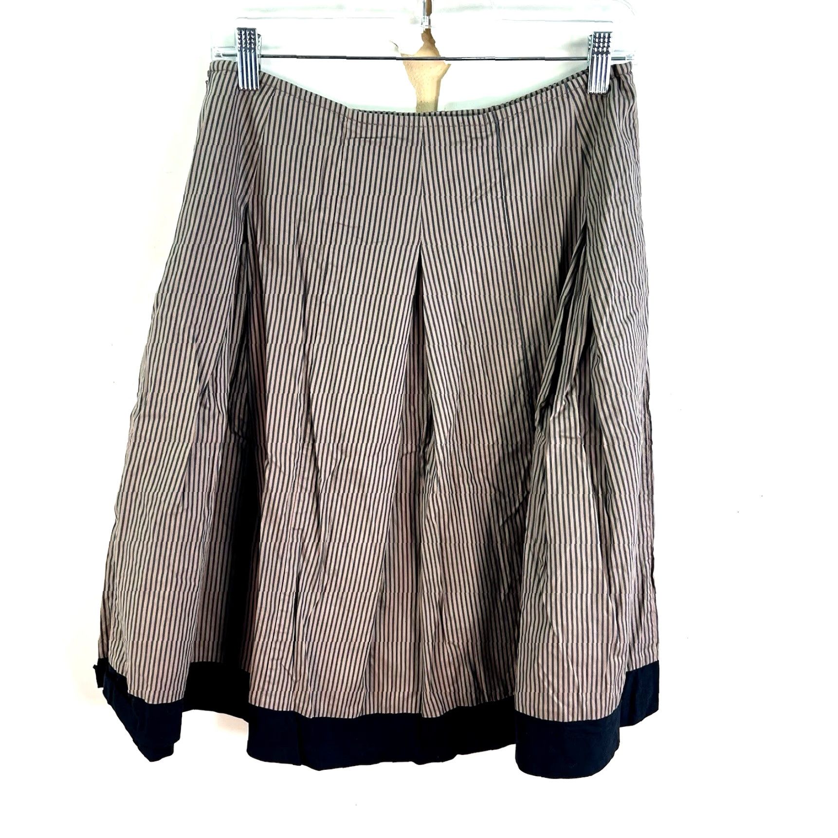 Ted Baker VINTAGE Ted Baker Skirt Women Size 3 Knee Length Gray Striped Pleated Embellished Embroidered 90s Floral Workwear Party Womens Size 26" / US 2 / IT 38 - 7 Thumbnail