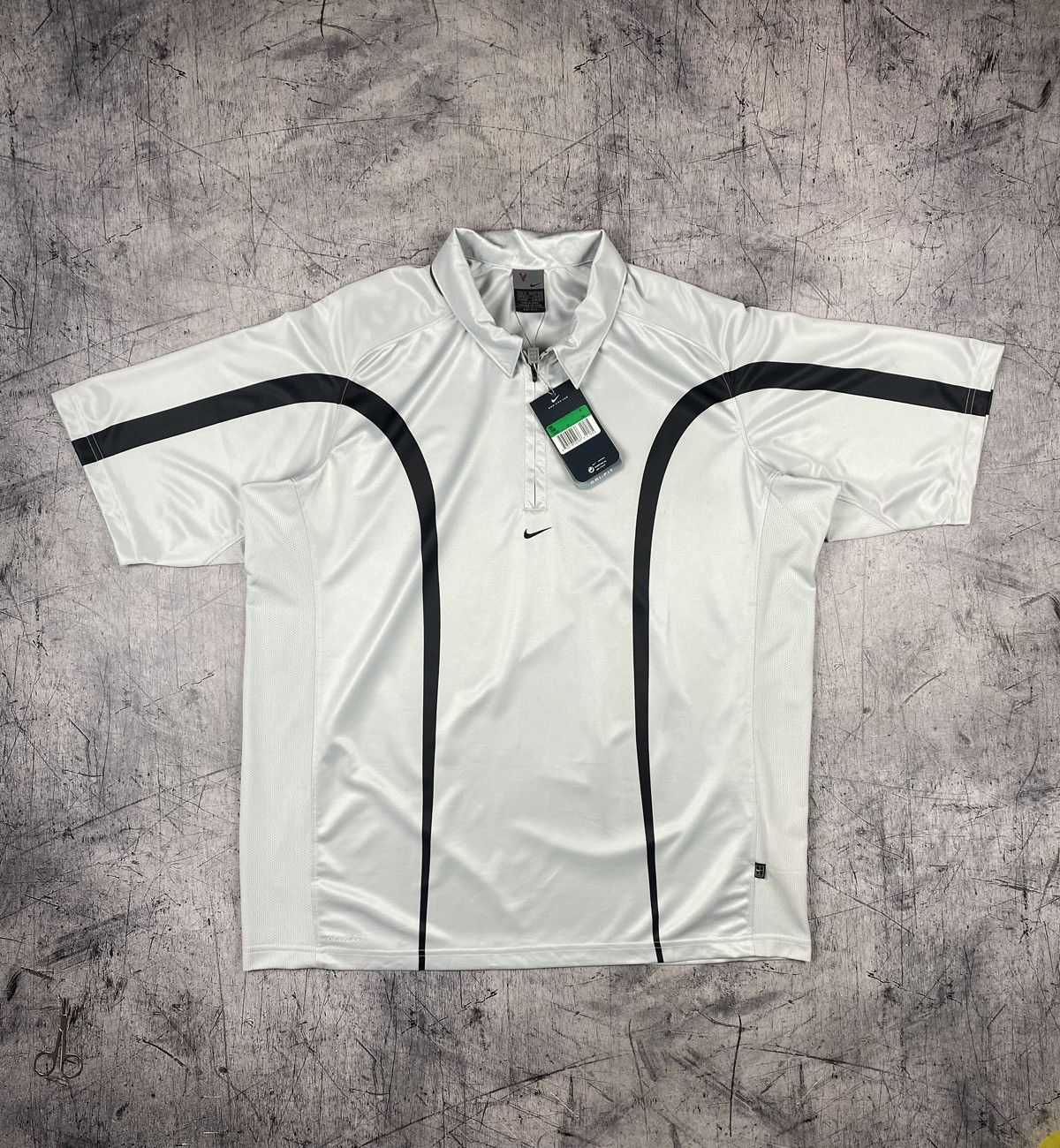 Nike New Vintage Nike Court Center Logo Drill Y2K Polo T Shirt Size US XL / EU 56 / 4 - 2 Thumbnail