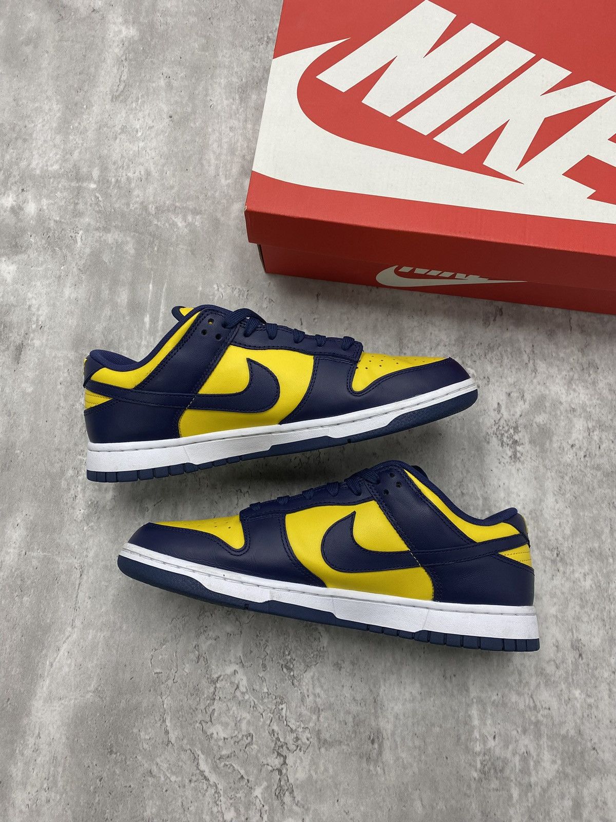 Nike Size 10.5M - Nike Dunk Low “Michigan” Size US 10.5 / EU 43-44 - 2 Thumbnail